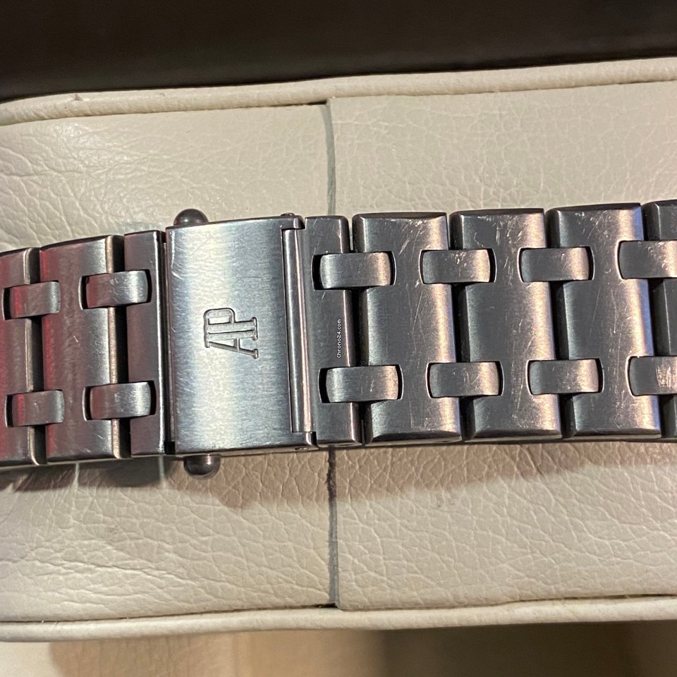 IMG_9081 Audemars Piguet Royal Oak Offshore Chronograph Mens watch Unisex Automatic Titanium 25721TI Replica 5