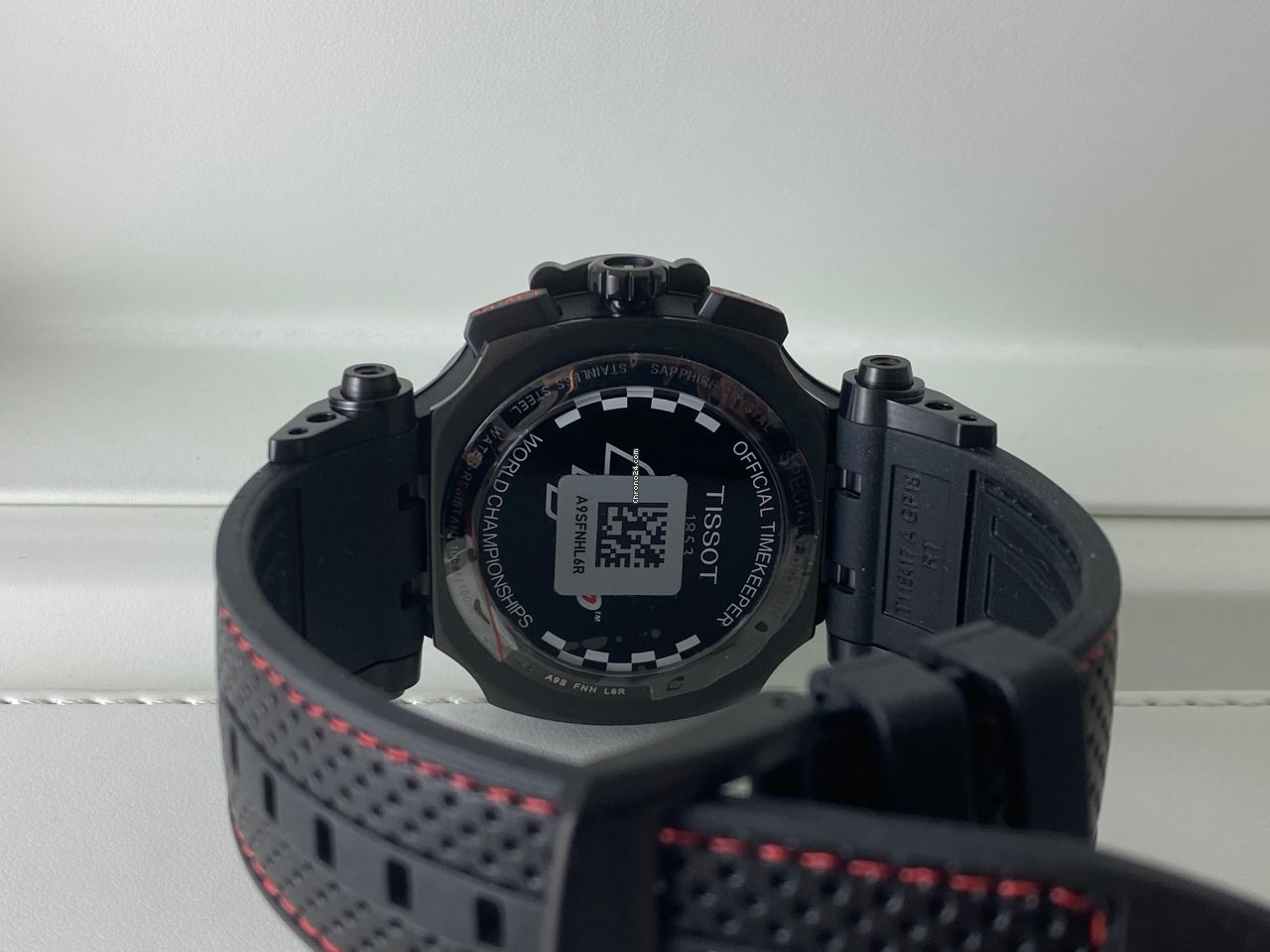 IMG_9081 Tissot T-Race Mens watch Unisex Quartz Steel T115.417.37.061.04 Replica 5