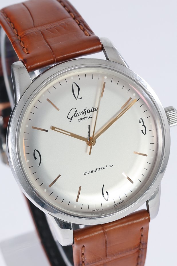 IMG_9081 Glashutte Original Sixties Mens watch Unisex Automatic Steel 39-52-01-02-04 Replica 5