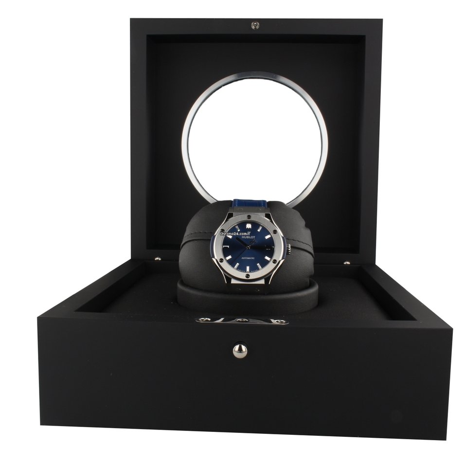 IMG_9081 Hublot Classic Fusion Blue Mens watch Unisex Automatic Titanium 565NX7170LR Replica 5