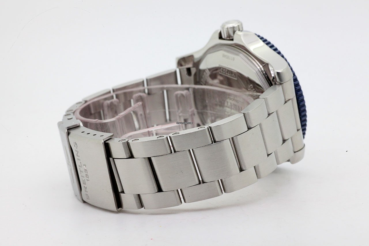 IMG_9081 Breitling Superocean 44 Automatic Steel Y1739316 C959 Replica 5