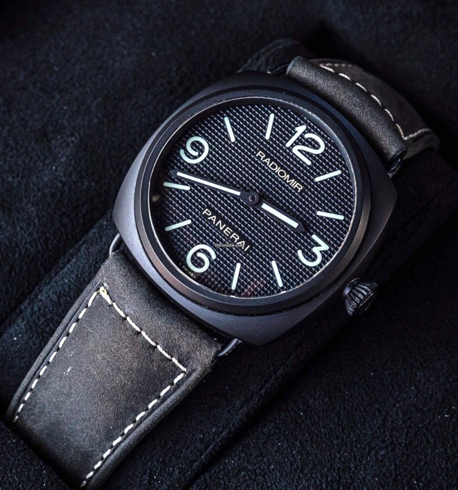 Panerai Radiomir Mens watch Unisex Manual winding Ceramic PAM 00643 Replica 5