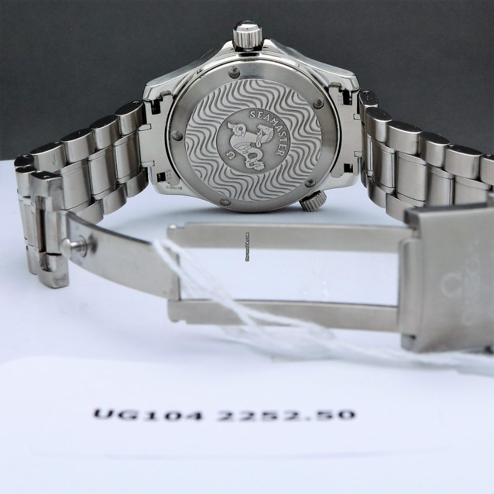 Omega Seamaster Diver 300 M Mens watch Unisex Automatic Steel 2252.50 Replica 5