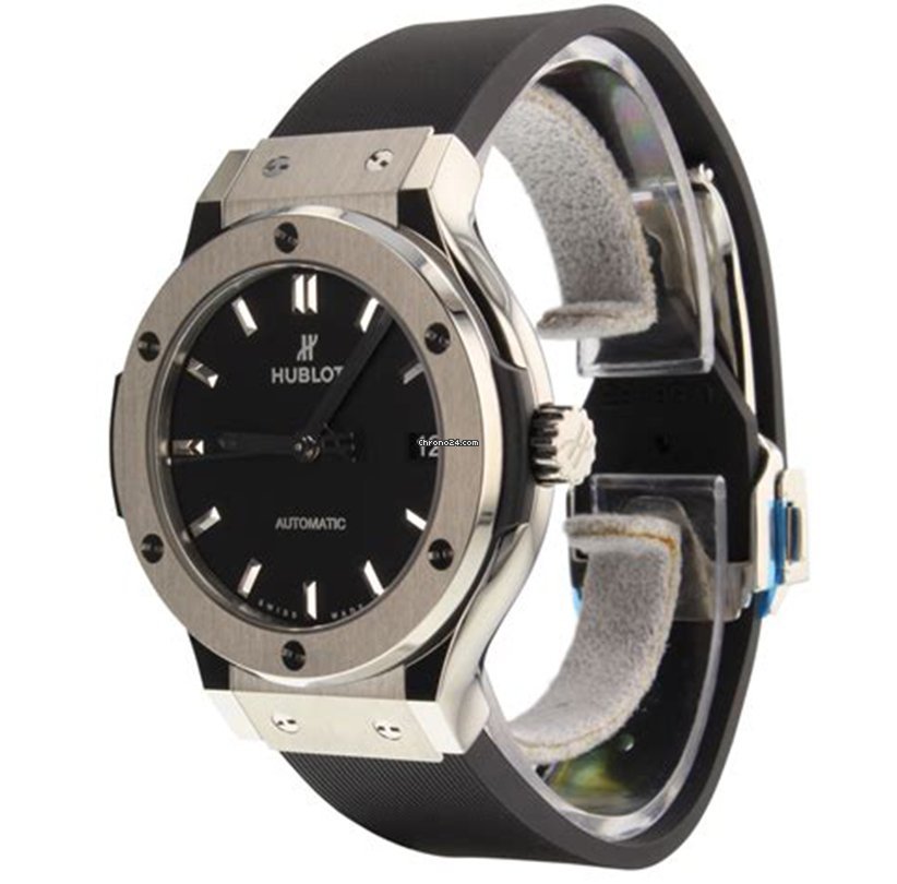 IMG_9081 Hublot Classic Fusion 45, 42, 38, 33 mm Mens watch Unisex Automatic Titanium 565.NX.1171.RX Replica 5