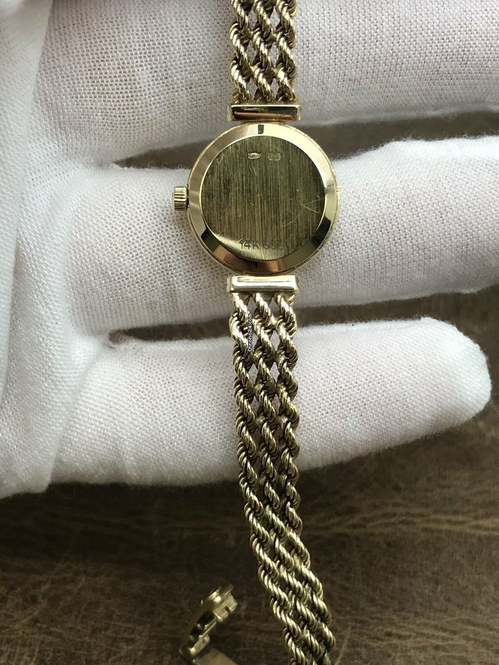 IMG_9081 Omega Quartz Yellow gold 14K Replica 5