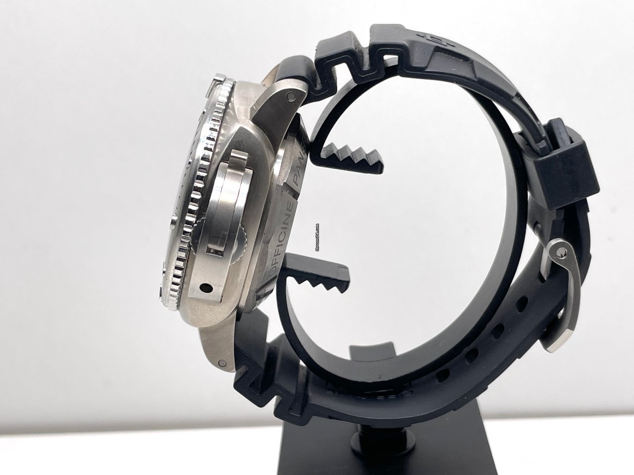 IMG_9081 Panerai Special Editions Automatic Titanium PAM00307 Replica 5