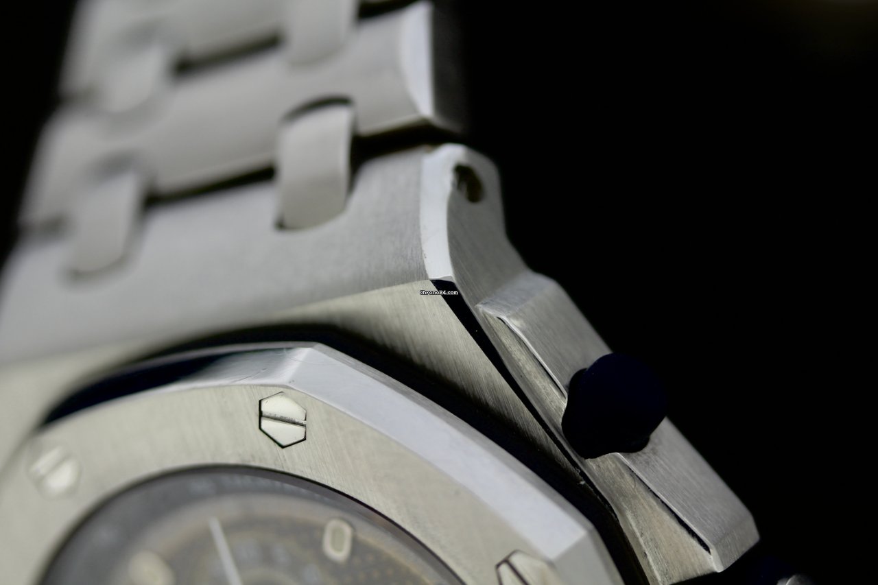 Audemars Piguet Royal Oak Offshore Chronograph Automatic Steel 25721ST Replica 5