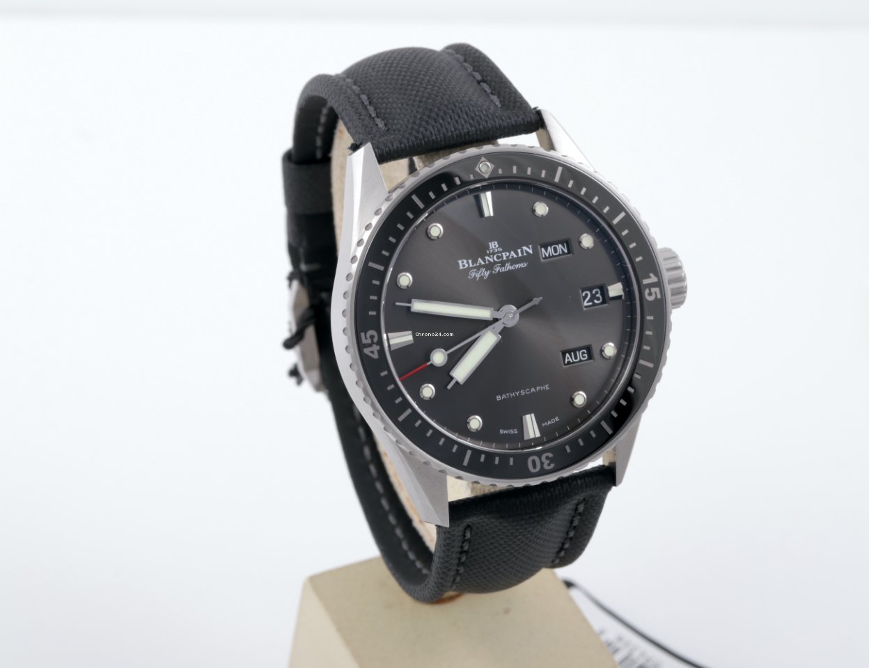 IMG_9081 Blancpain Fifty Fathoms Bathyscaphe Mens watch Unisex Automatic Steel 5071-1110-B52A Replica 5