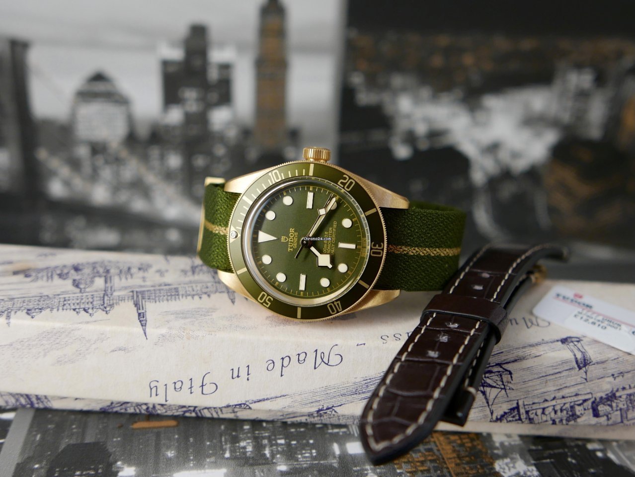 IMG_9081 Tudor Black Bay Mens watch Unisex Automatic Yellow gold M79018V-0001 Replica 5