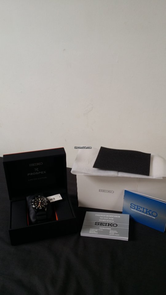 Seiko Prospex Mens watch Unisex Quartz Steel SNE493P1 Replica 5