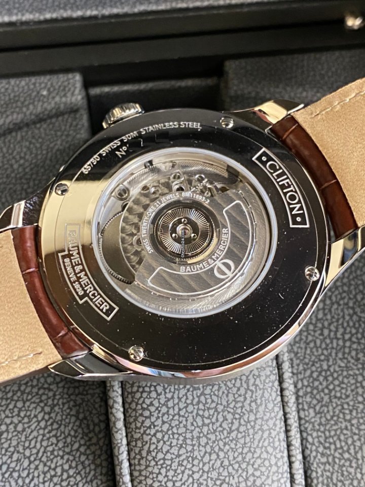 Baume & Mercier Clifton Mens watch Unisex Automatic Steel M0A10111 Replica 5