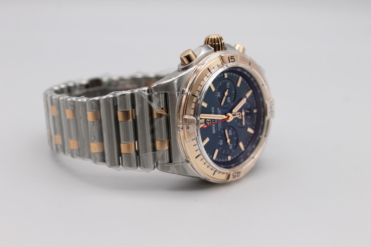 IMG_9081 Breitling Chronomat Mens watch Unisex Automatic Gold Steel UB0134101C1U1 Replica 5