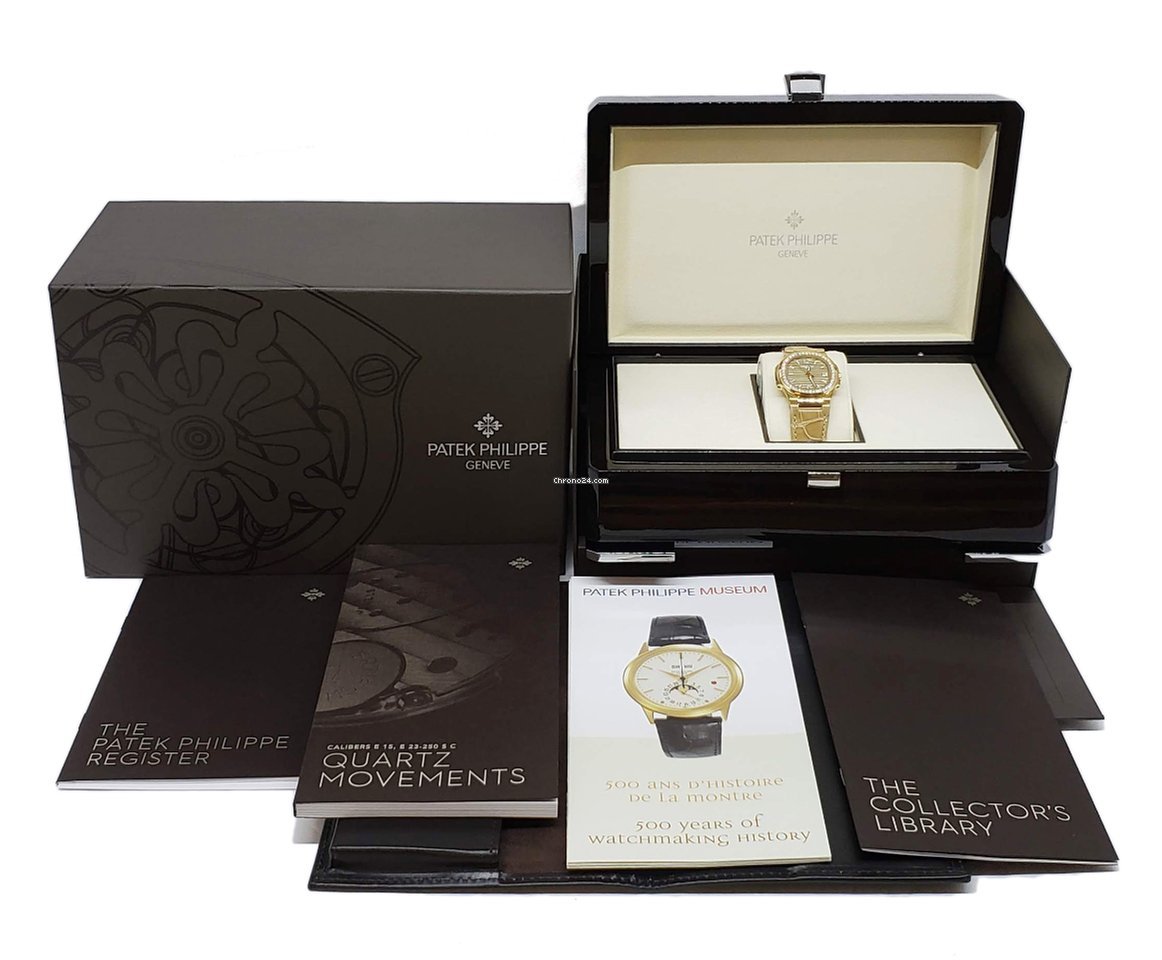 IMG_9081 Patek Philippe Nautilus Womens watch Quartz Rose gold 7010R-012 Replica 5