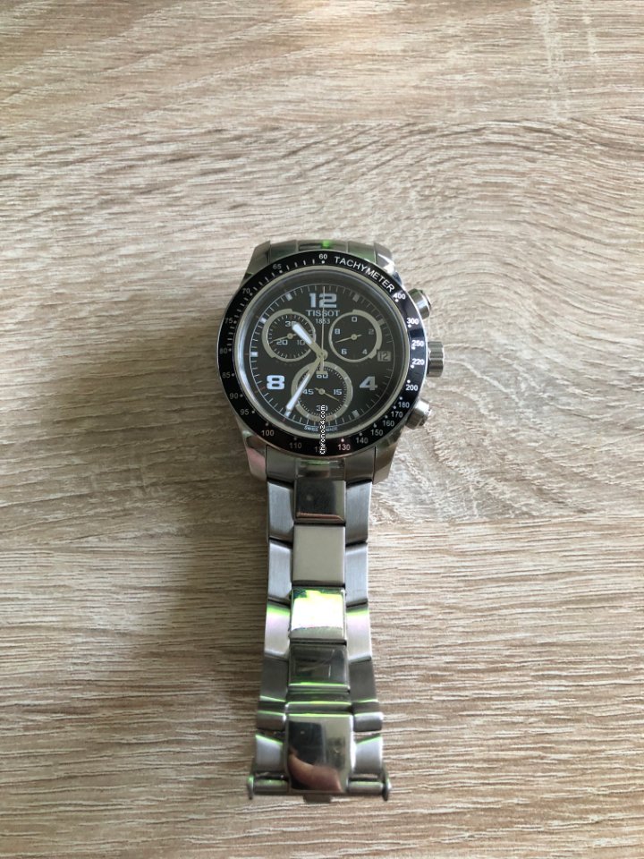 Tissot V8 Mens watch Unisex Quartz Steel T039.417.11.057.02 Replica 5