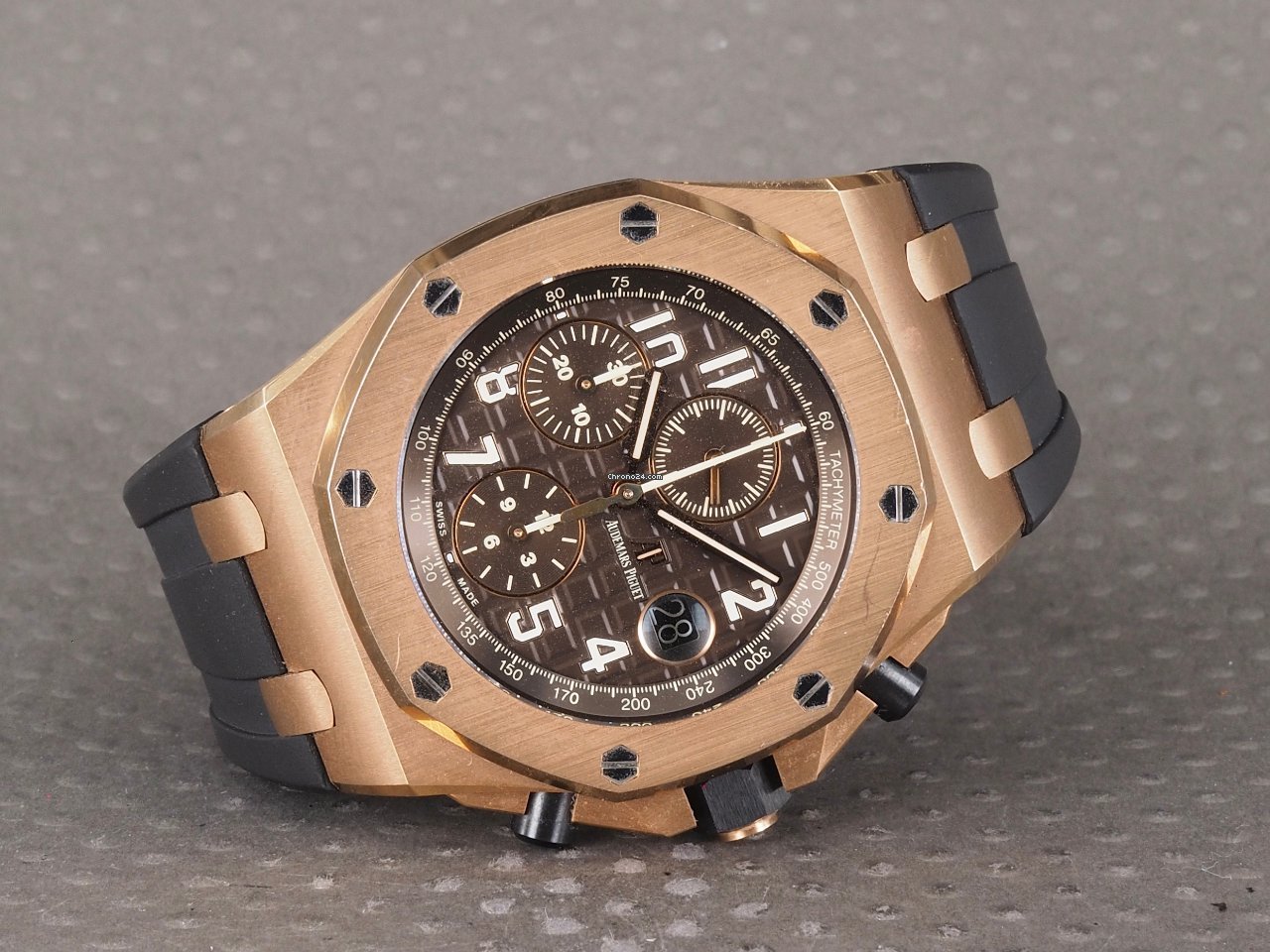 Audemars Piguet Royal Oak Offshore Chronograph Mens watch Unisex Automatic Rose gold 26470OR.OO.A099CR.01 Replica 5