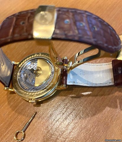 Breguet Classique Mens watch Unisex Automatic Yellow gold 7137BA 11 9V6 Replica 5