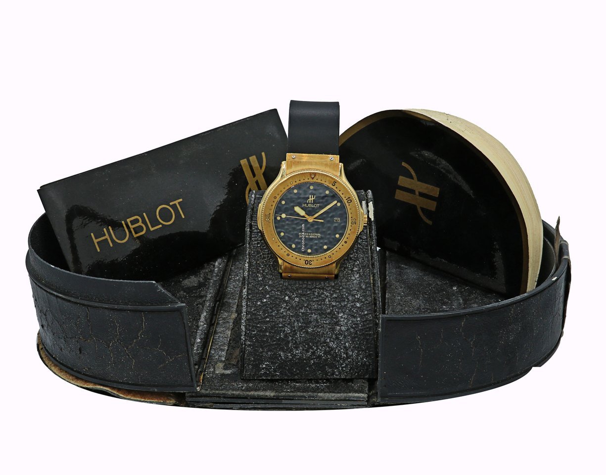 IMG_9081 Hublot Mens watch Unisex Automatic Yellow gold 1553.3 Replica 5