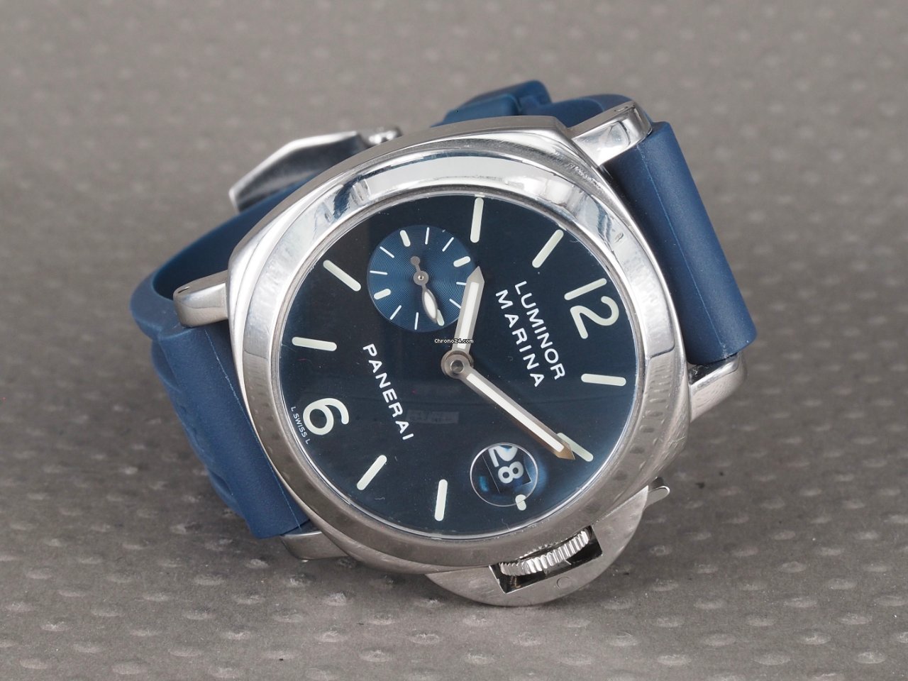Panerai Steel PAM 00070 Replica 5
