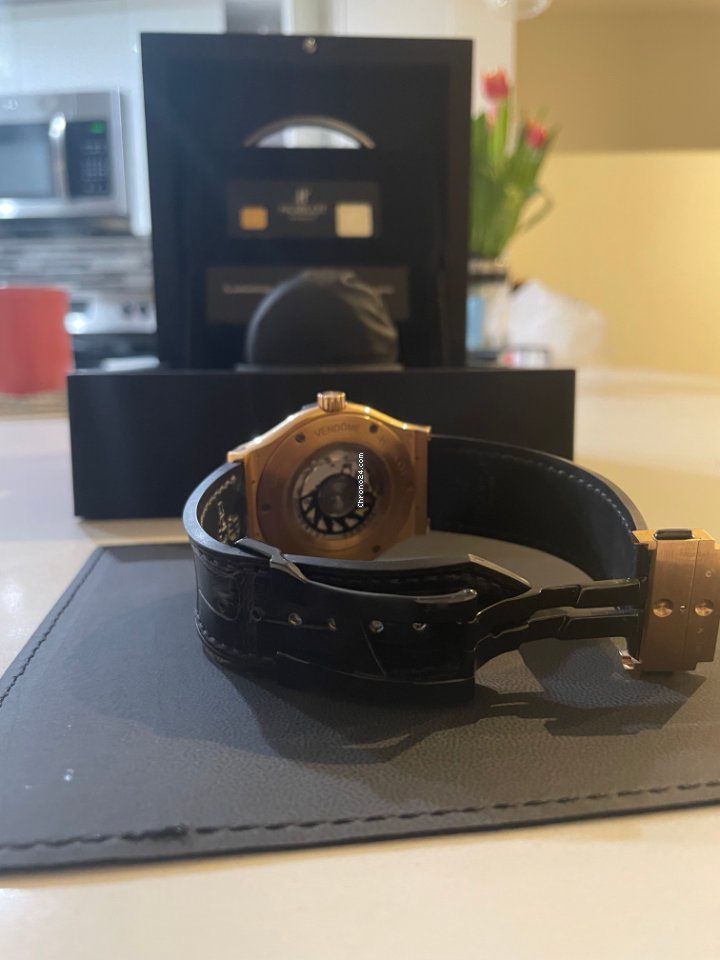 Hublot Classic Fusion Mens watch Unisex Automatic Rose gold 511.PX.7080.LR Replica 5