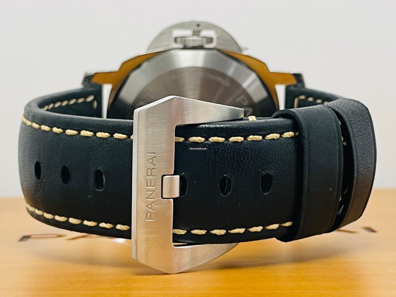 Panerai Special Editions Mens watch Unisex Manual winding Steel PAM 01084 Replica 5