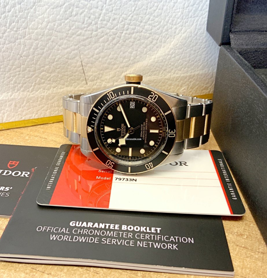 IMG_9081 Tudor Black Bay S&G Mens watch Unisex Automatic Gold Steel 79733N Replica 5