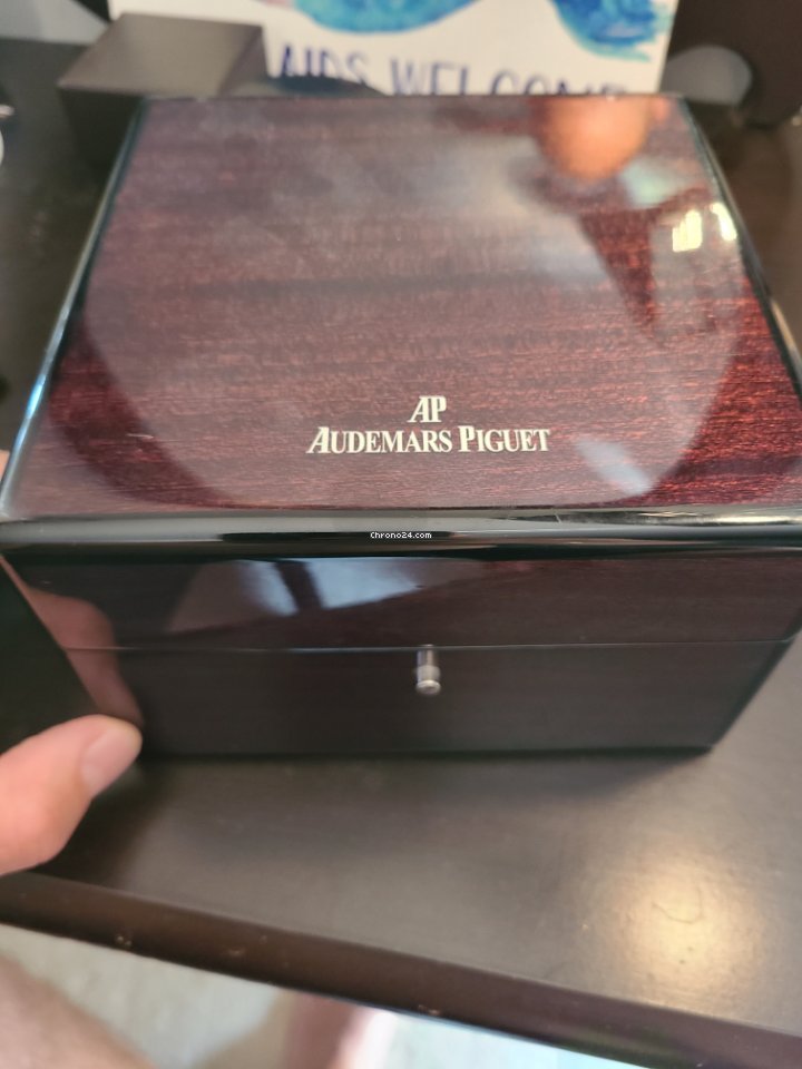 IMG_9081 Audemars Piguet Royal Oak Offshore Chronograph Mens watch Unisex Automatic Titanium 25721TI.O.1000TI.01 Replica 5