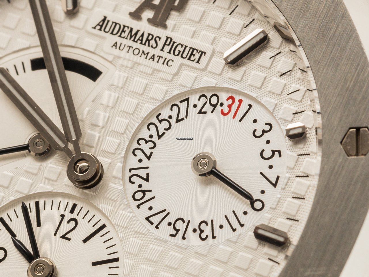 IMG_9081 Audemars Piguet Royal Oak Dual Time Mens watch Unisex Automatic Steel 47500 Replica 5