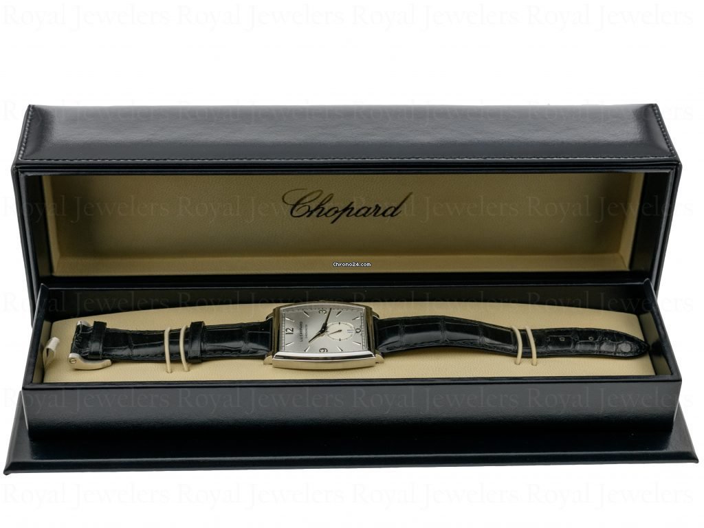 IMG_9081 Chopard L.U.C White gold 162294-1001 Replica 5