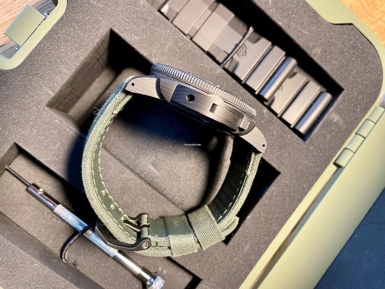 Panerai Mens watch Unisex Automatic Carbon PAM 00979 PAM 979 Replica 5