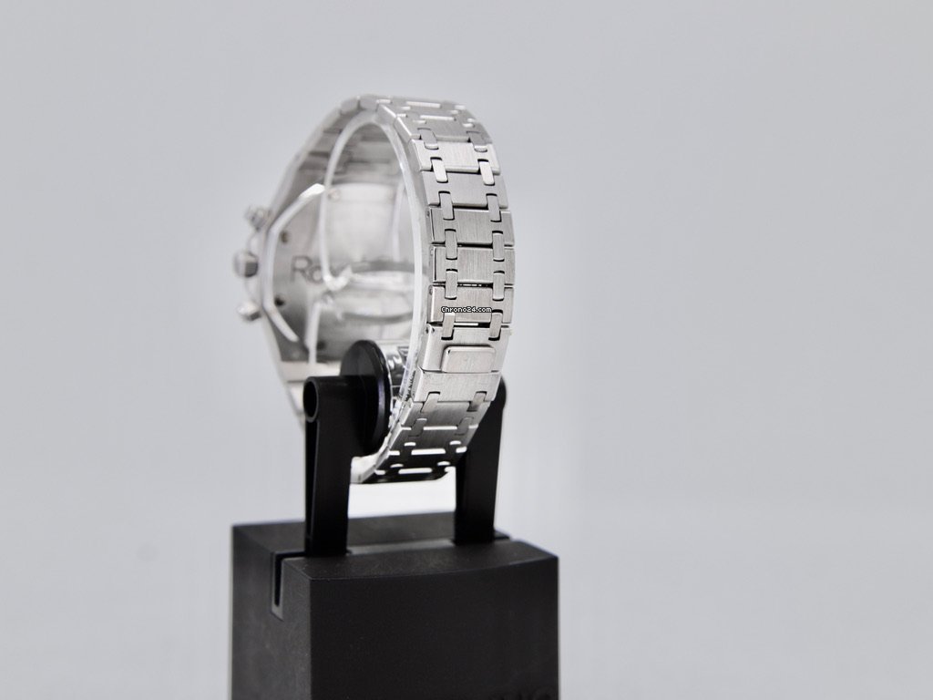 IMG_9081 Audemars Piguet Royal Oak Chronograph Automatic White gold 25960BC.OO.1185BC.01 Replica 5
