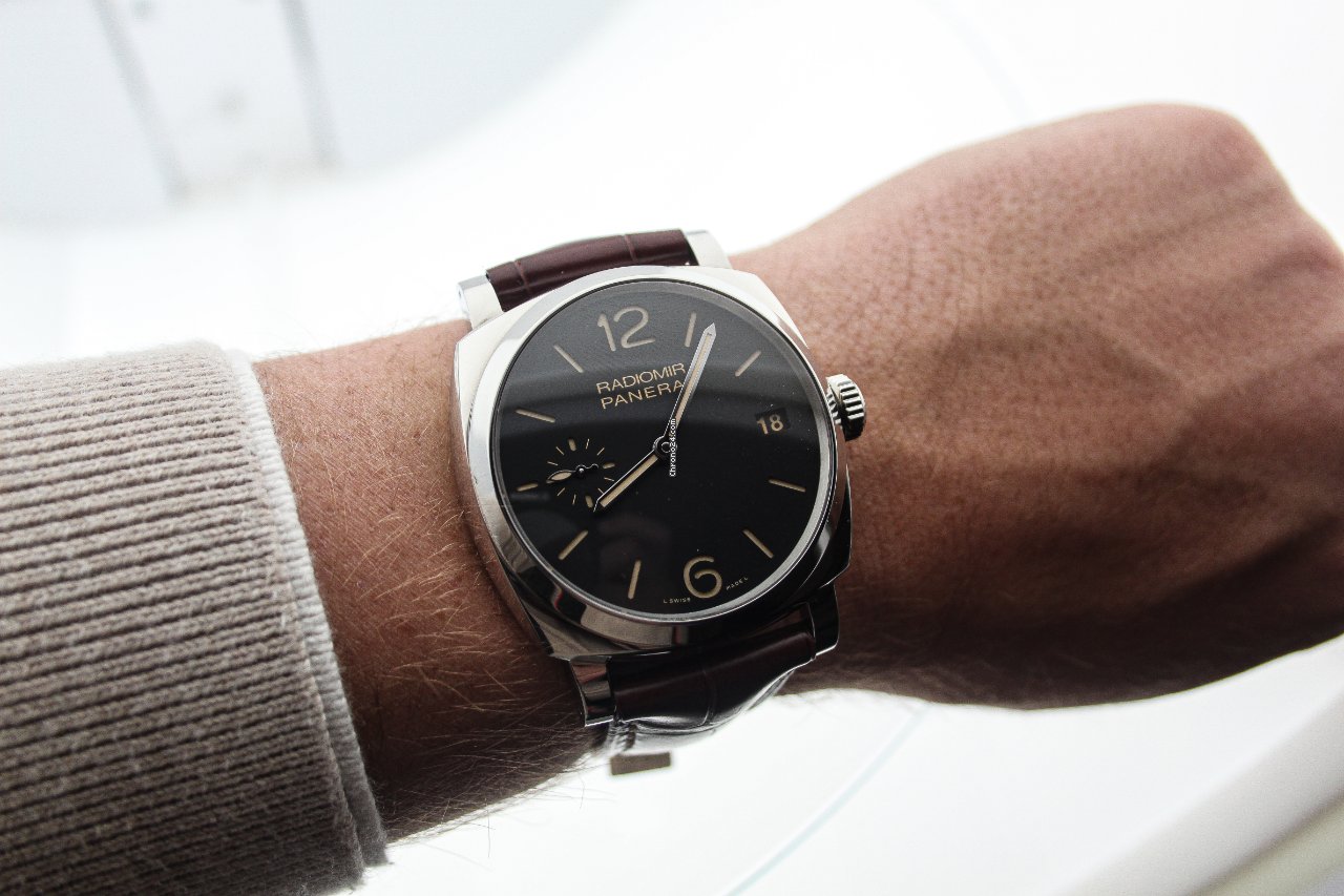 Panerai Special Editions Mens watch Unisex Manual winding Steel PAM 00662 Replica 5