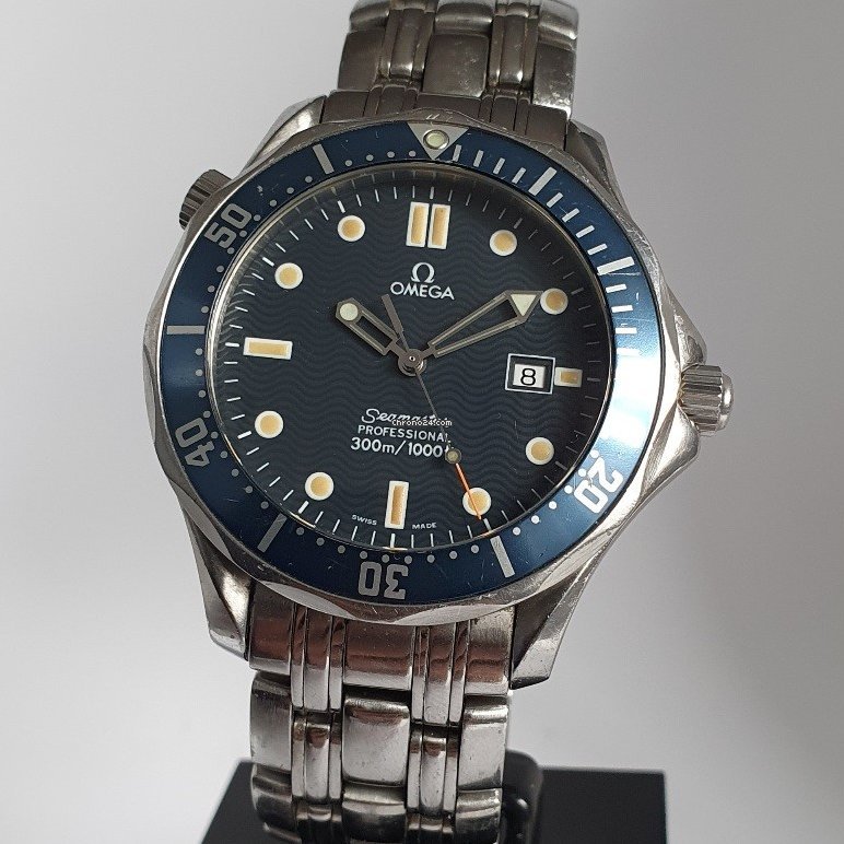 Omega Seamaster Diver 300 M Mens watch Unisex Quartz Steel 25418000 Replica 5