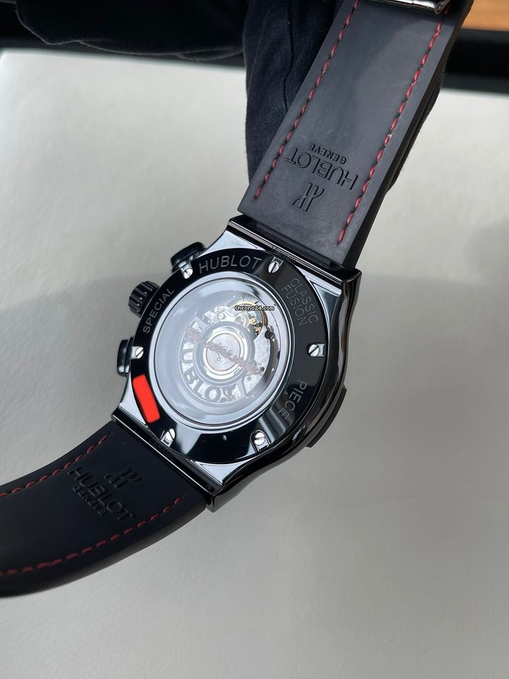 IMG_9081 Hublot Classic Fusion Chronograph Mens watch Unisex Automatic Ceramic 521.CM.1737.LR.BYM13 Replica 5