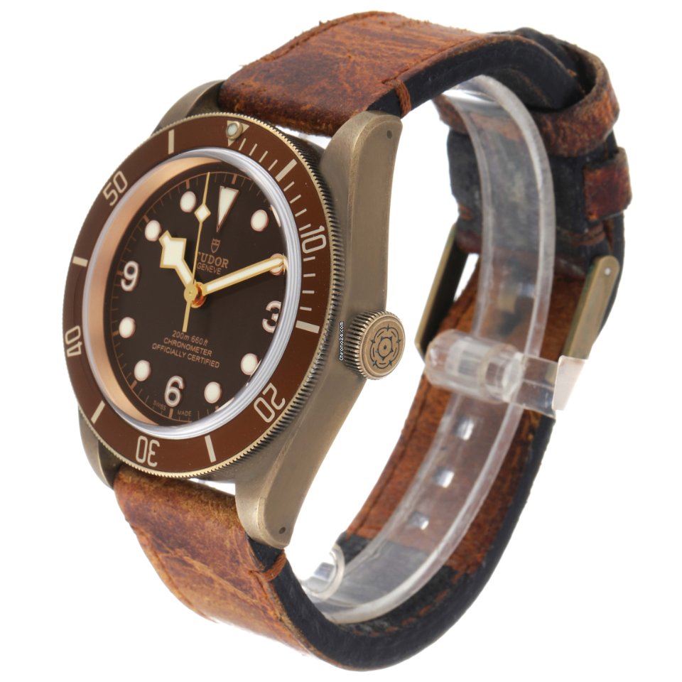 IMG_9081 Tudor Black Bay Bronze Mens watch Unisex Automatic 79250B Replica 5