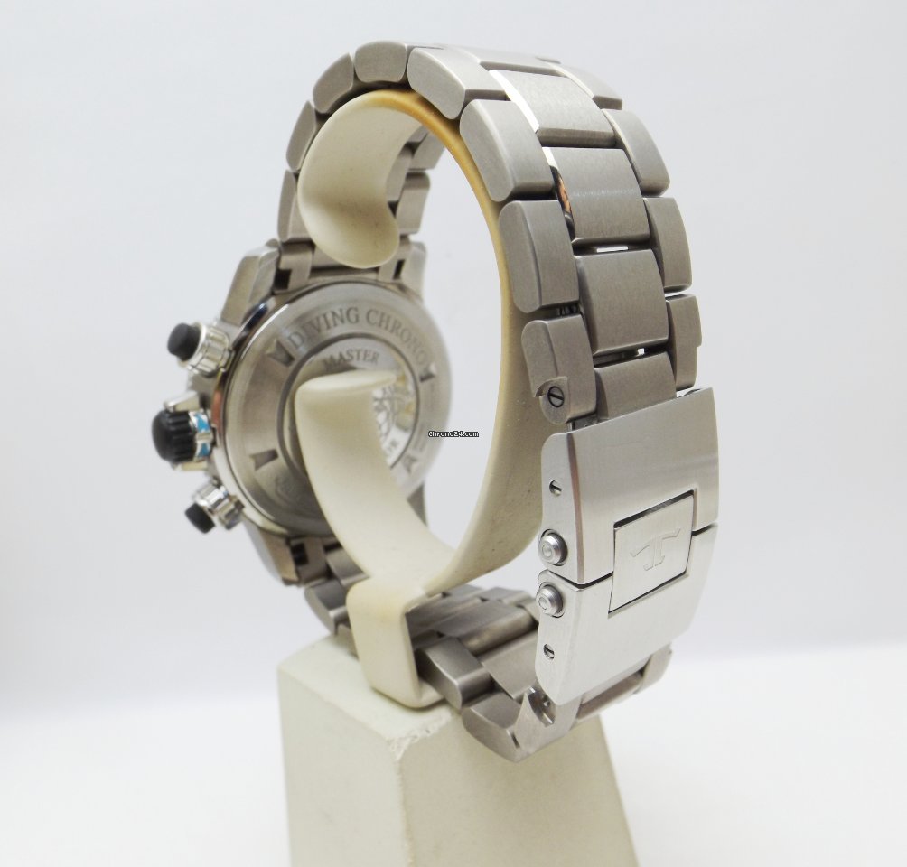 IMG_9081 Jaeger-LeCoultre Master Compressor Diving Chronograph Automatic Titanium Q186T170 Replica 5