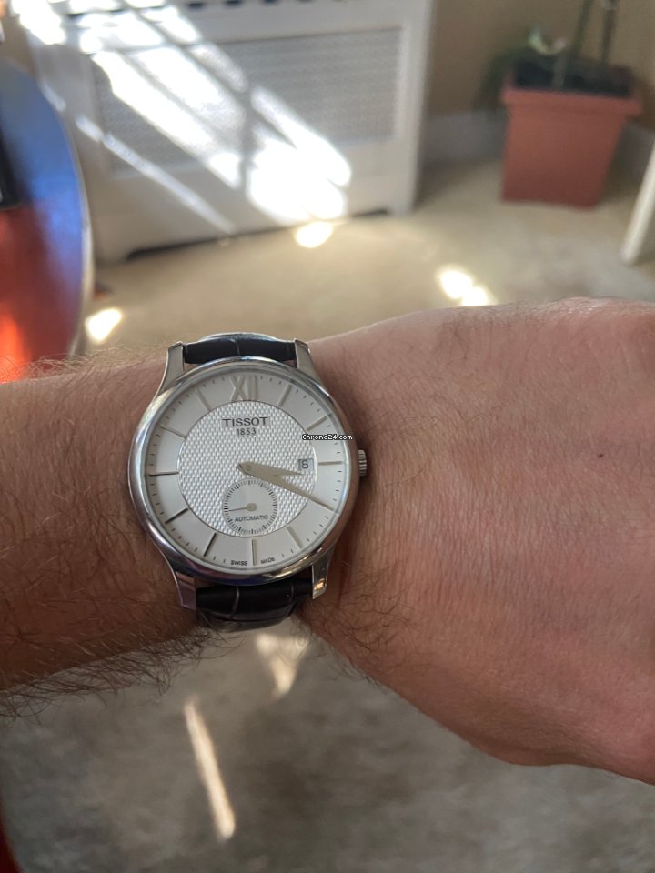 Tissot Tradition Mens watch Unisex Automatic Steel T063.428.16.038.00 Replica 5