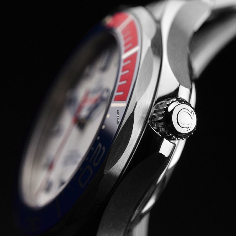 IMG_9081 Omega Seamaster Diver 300 M Mens watch Unisex Automatic 212.32.41.20.04.001 Replica 5