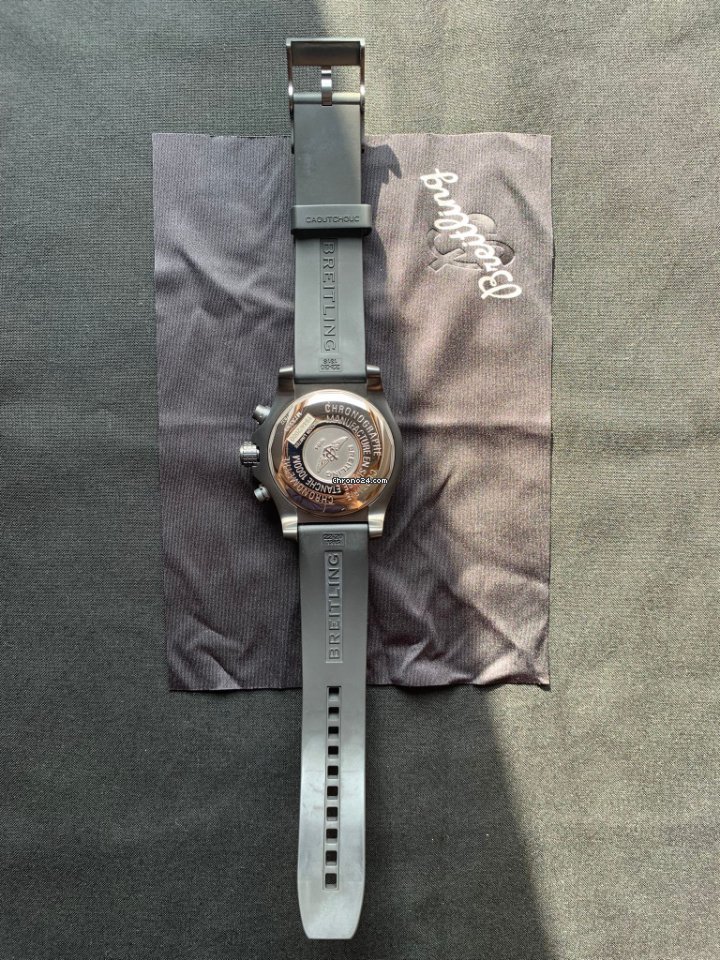 IMG_9081 Breitling Avenger Seawolf Mens watch Unisex Quartz Steel M7339010 BA03 Replica 5