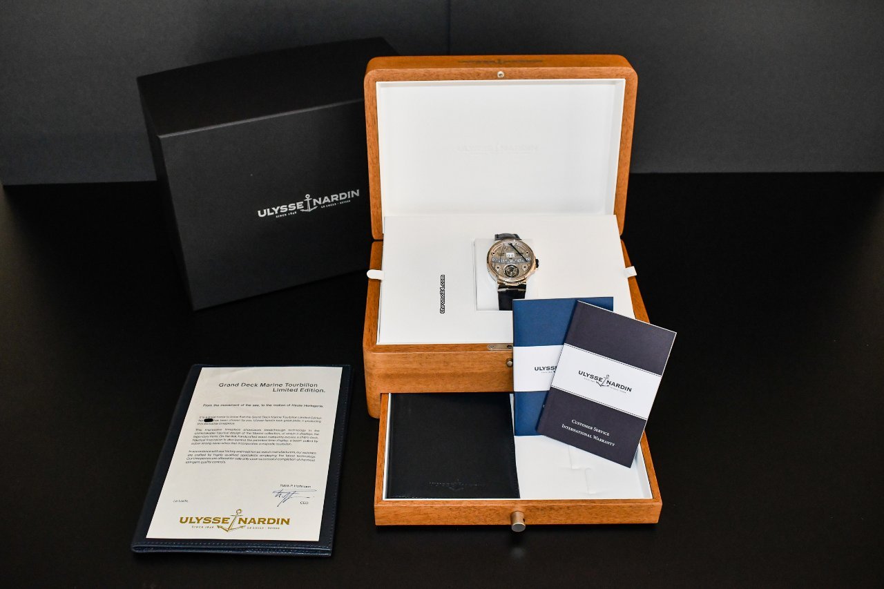 Ulysse Nardin Marine Grand Deck Mens watch Unisex Manual winding White gold 6300-300 Replica 5