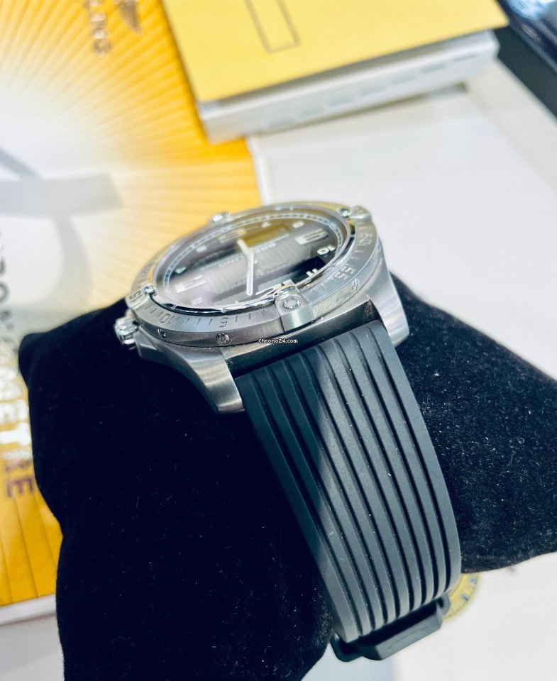 Breitling Aerospace Avantage Mens watch Unisex Quartz Titanium E79362ҧ Replica 5