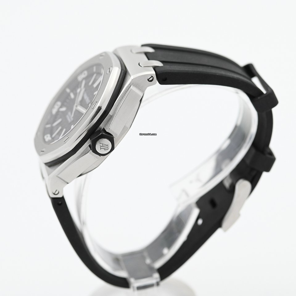 IMG_9081 Audemars Piguet Royal Oak Offshore Diver Mens watch Unisex Steel 15703ST Replica 5