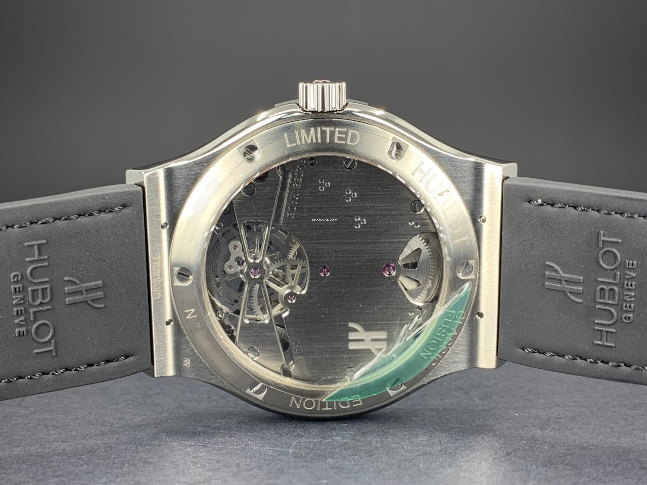 Hublot Classic Fusion 45, 42, 38, 33 mm Automatic Titanium 505.NX.2610.LR Replica 5