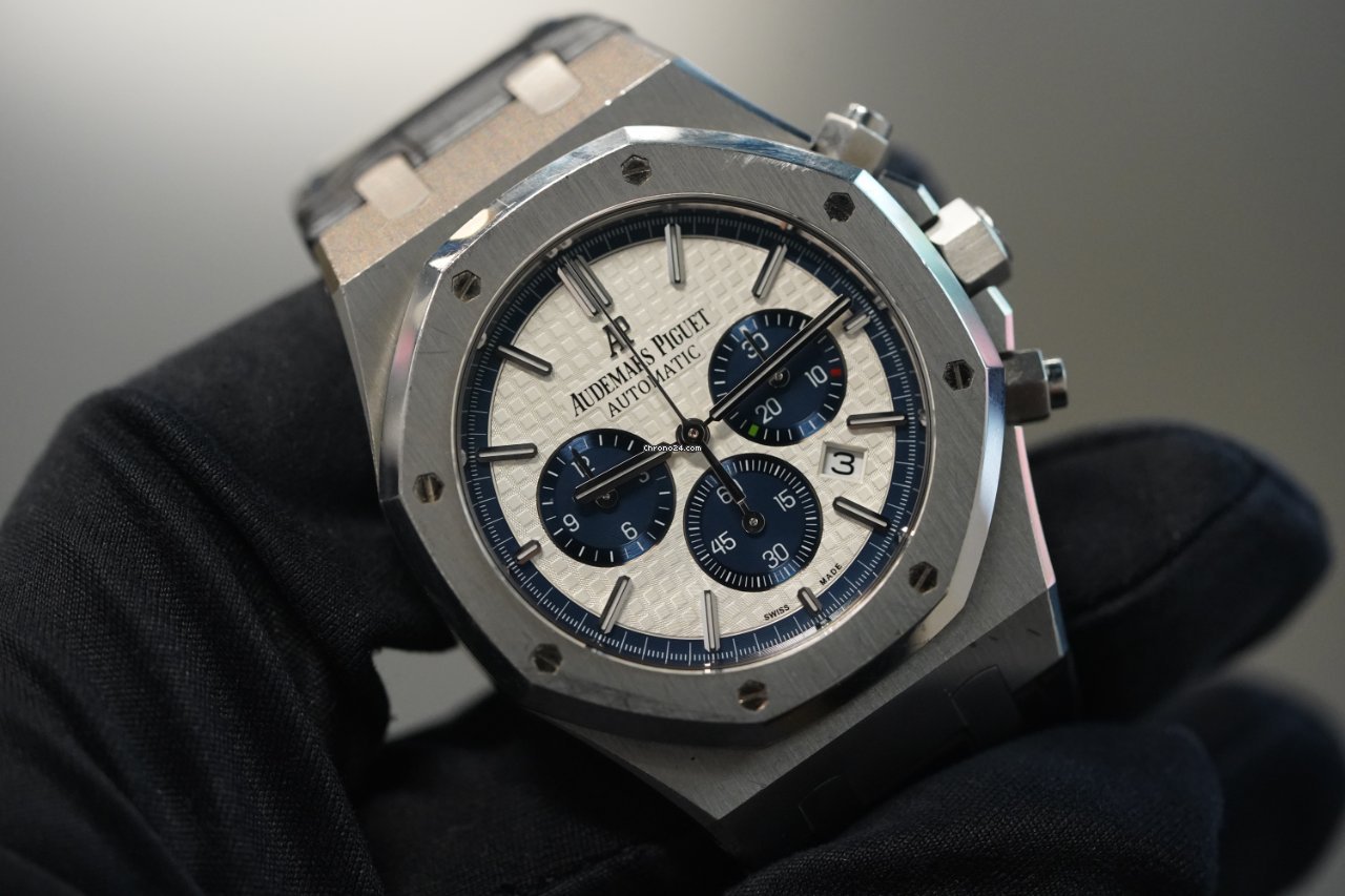 IMG_9081 Audemars Piguet Royal Oak Chronograph Mens watch Unisex Automatic Steel 26326ST.OO.D027CA.01 Replica 5