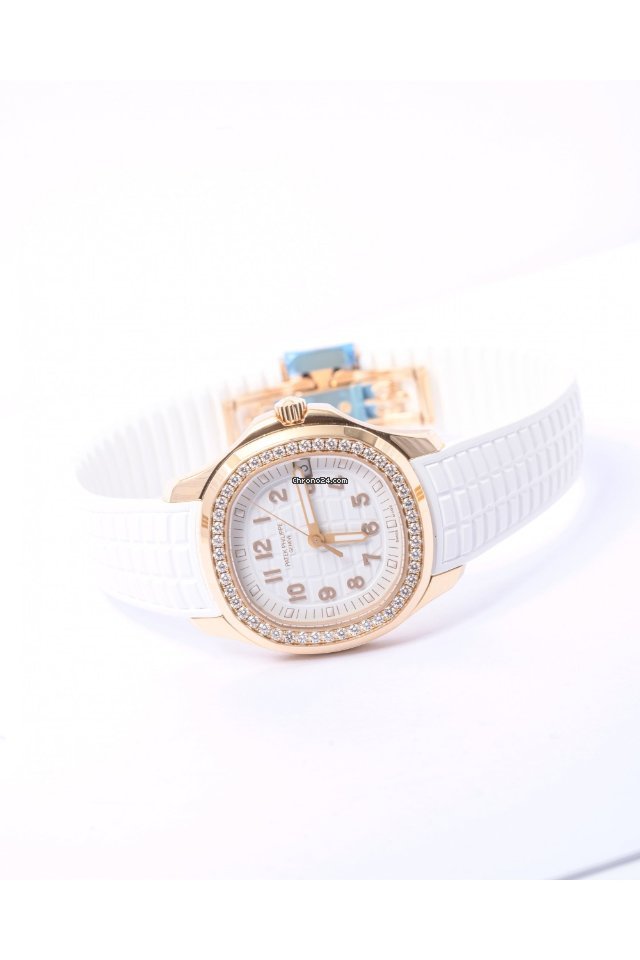 IMG_9081 Patek Philippe Aquanaut Rose gold 5268 200R-001 Replica 5