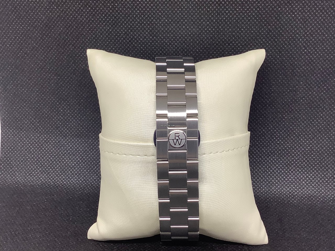 IMG_9081 Raymond Weil Mens watch Unisex Quartz 8570-ST-365501 Replica 5