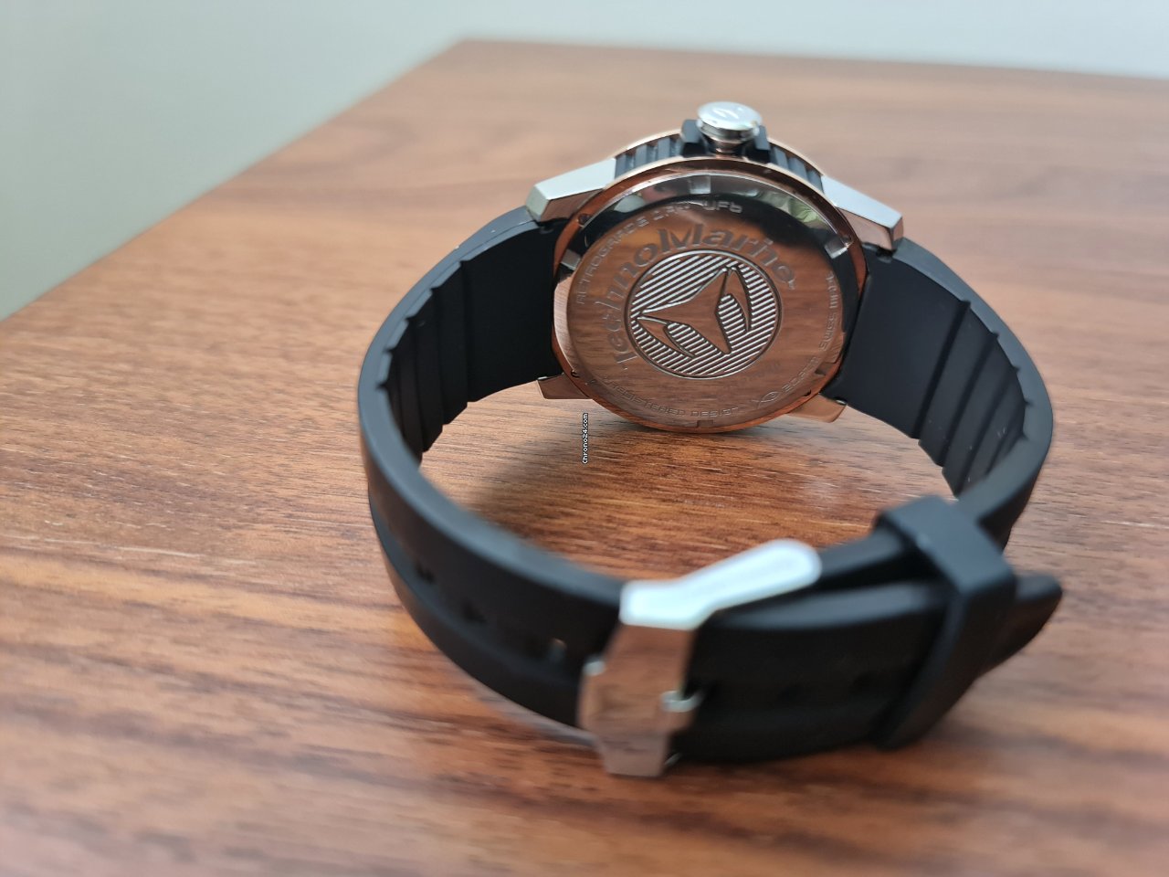 IMG_9081 Technomarine Mens watch Unisex Gold Steel 07122578 Replica 5
