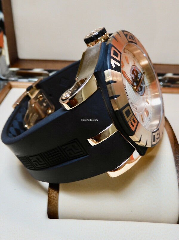 IMG_9081 Roger Dubuis Easy Diver Automatic Rose gold SED46 Replica 5