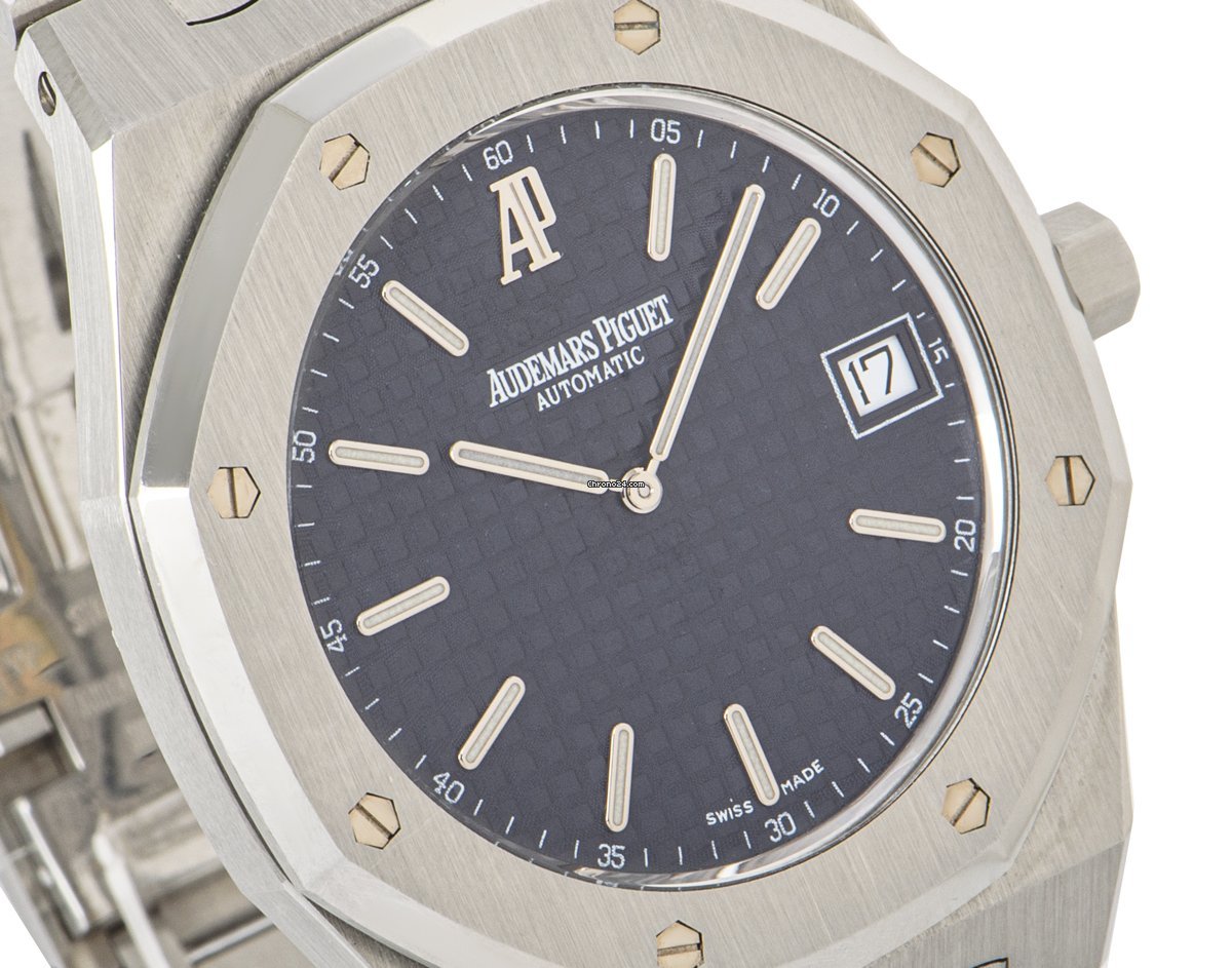 IMG_9081 Audemars Piguet Royal Oak Jumbo Mens watch Unisex Automatic Steel 15202ST.OO.0944ST.02 Replica 5