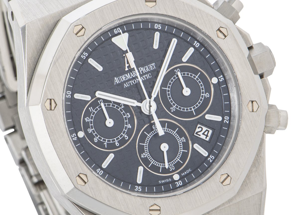 IMG_9081 Audemars Piguet Royal Oak Chronograph Mens watch Unisex Automatic Steel 26300ST.OO.1110ST.03 Replica 5