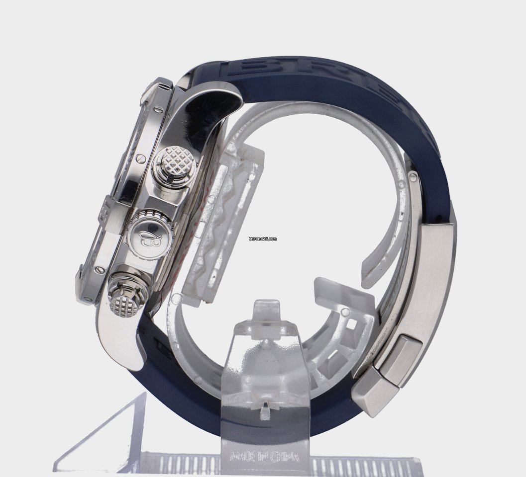 IMG_9081 Breitling Avenger II Mens watch Unisex Automatic Steel A13381111C1S1 Replica 5